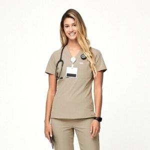 Figs Scrubs Set - XS Catarina Scrub Top & High Waisted Zamora Joggers in S/P